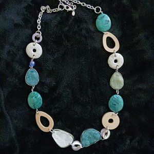 Chico's NWOT Turquoise/Tan/Off White Necklace 38"
